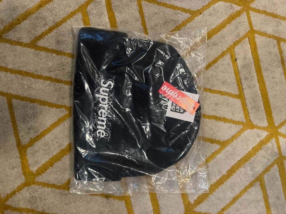 Supreme New Era Bandana Box Logo Beanie Navy FW19 OS